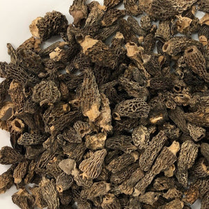 Close up dried mini morels (morchella conica)